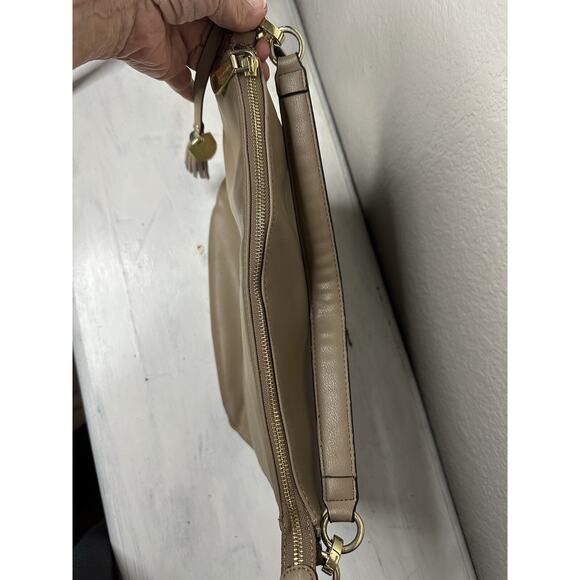 London Fog Collection Camel Brown Shoulder Handbag Purse Soft Faux Leather - Picture 7 of 16